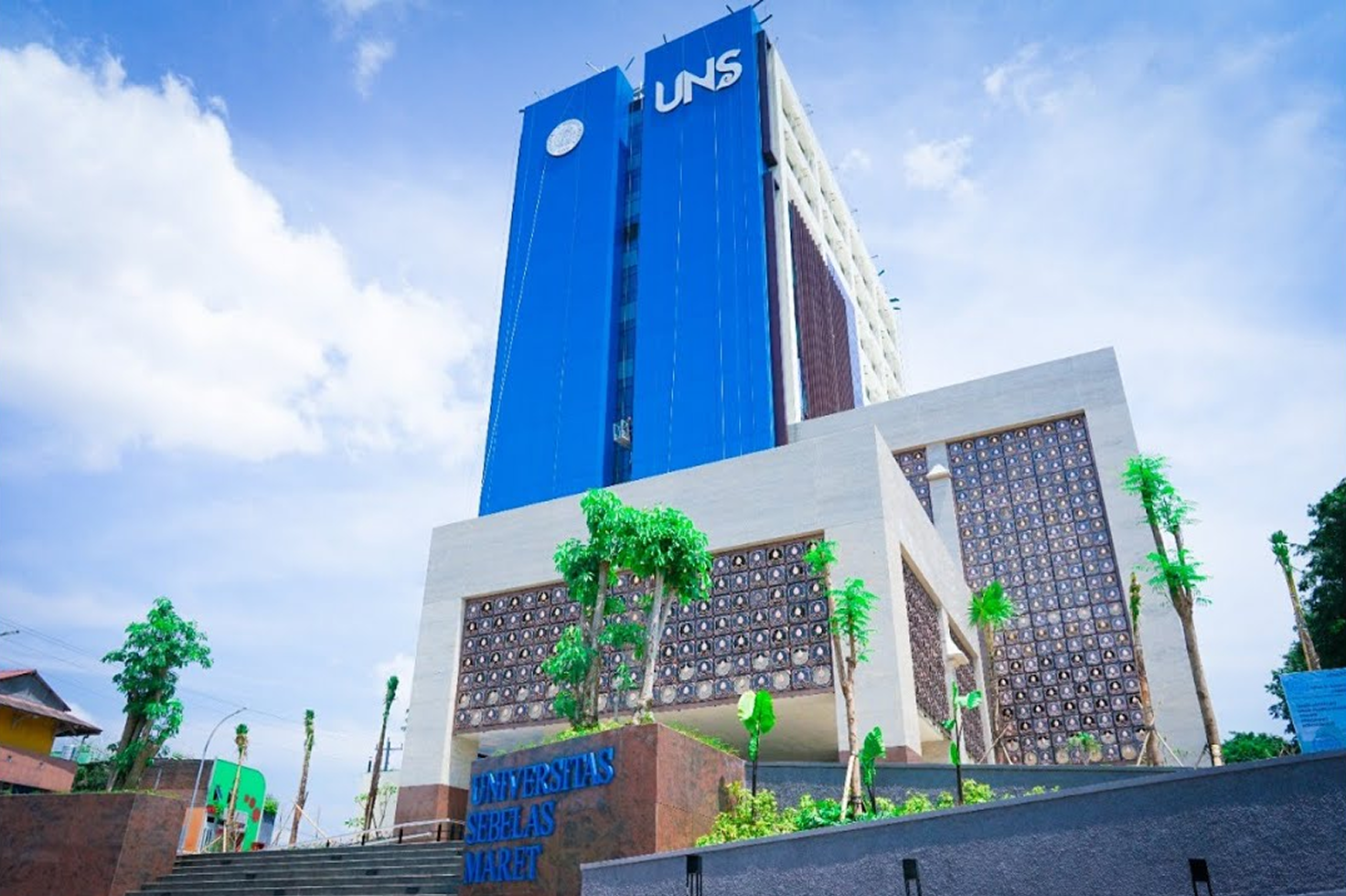 UNS Tower